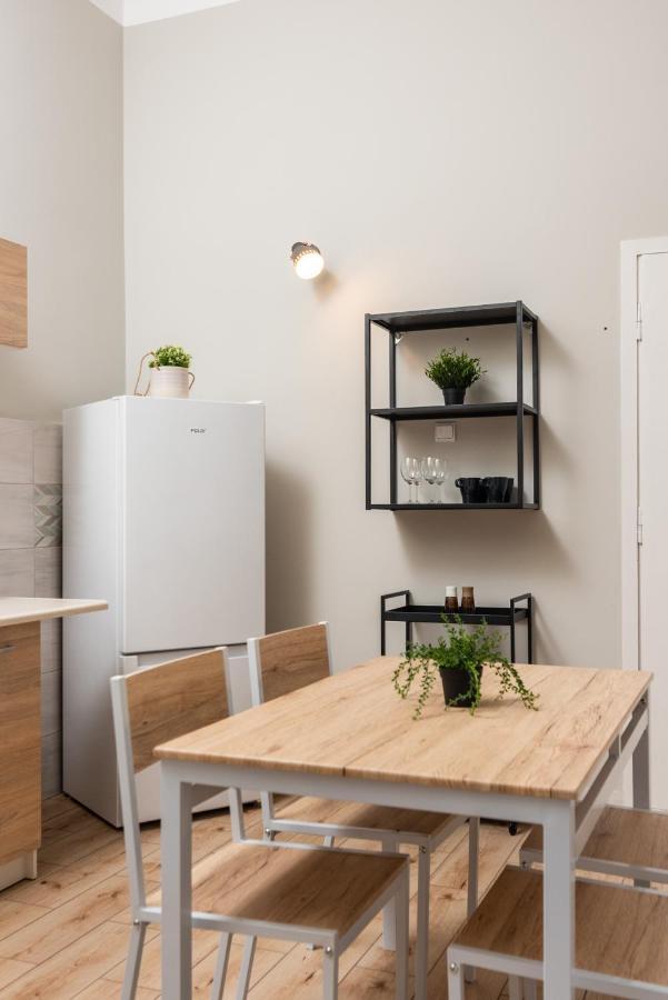 Przestronny W Centrum Krakowa - 12 Osob - By Upstairs Apartament